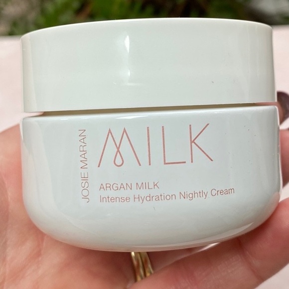 JOSIE MARAN Skincare Nib Josie Maran Argan Milk Intense Hydration
